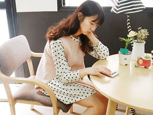 小马台灯和纸玫瑰