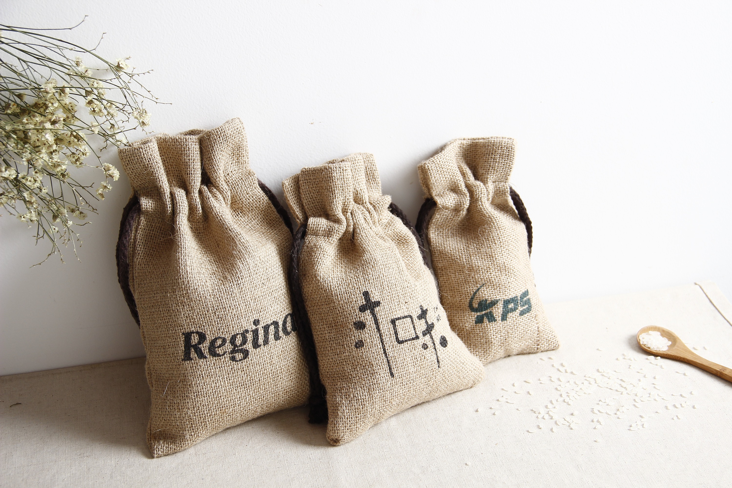 束口袋 手提袋印刷制作|平面|包装|温柔的坚持 - 临摹作品 - 站酷