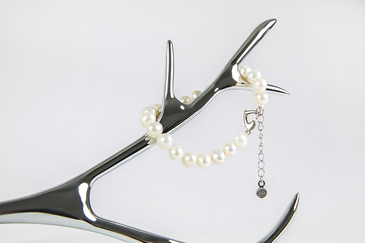 饰品静物场景拍摄（图ZMTk1OTY5OTY4） - 产品摄影 - 站酷设计师电商视觉服务商原创素材 - 站酷ZCOOL