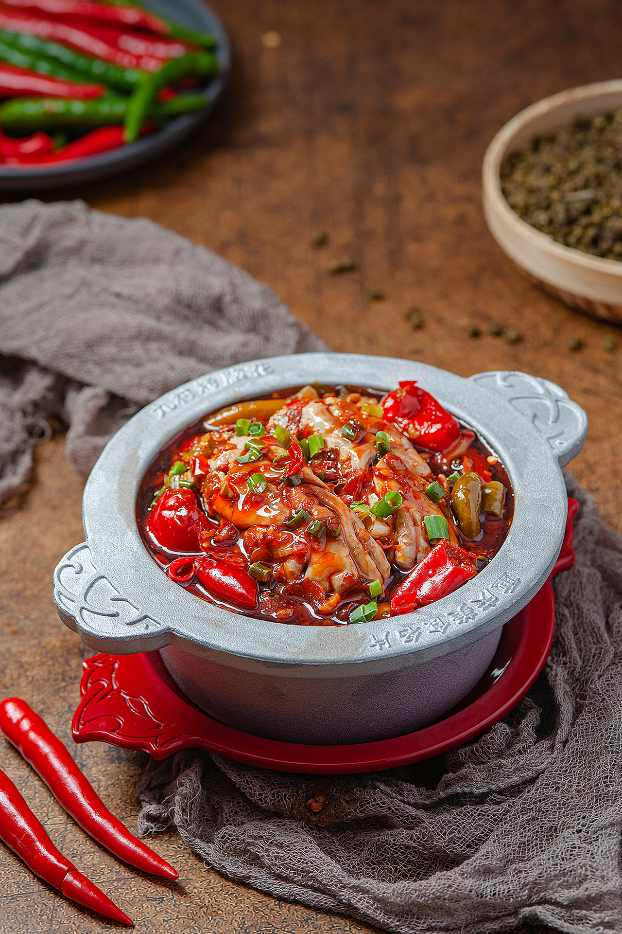 重庆美食摄影 九村烤脑花