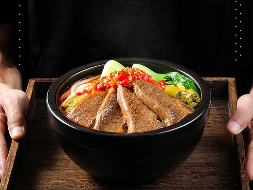 当湖南剁椒遇上云南米线，湖南的味道，家的味道。 