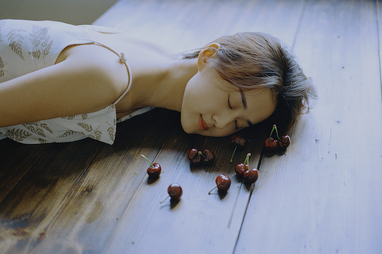 空房间（图ZMzE3MTY0MjI0） - 人像摄影 - 站酷设计师白山Gavin原创素材 - 站酷ZCOOL