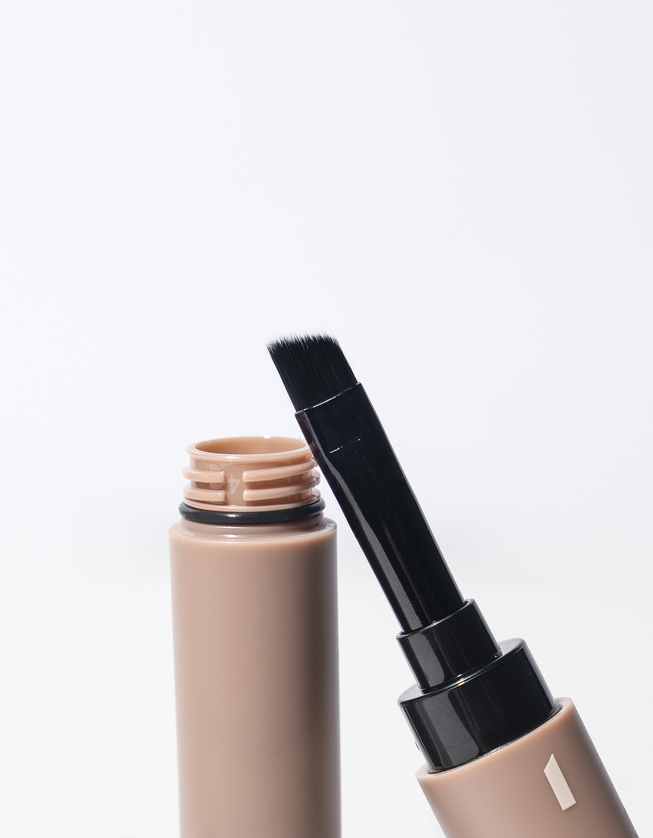 眉膏 温暖文艺 轻质 彩妆静物 产品拍摄（图ZMjkxMDQyOTI4） - 产品摄影 - 站酷设计师v大梨呀原创素材 - 站酷ZCOOL