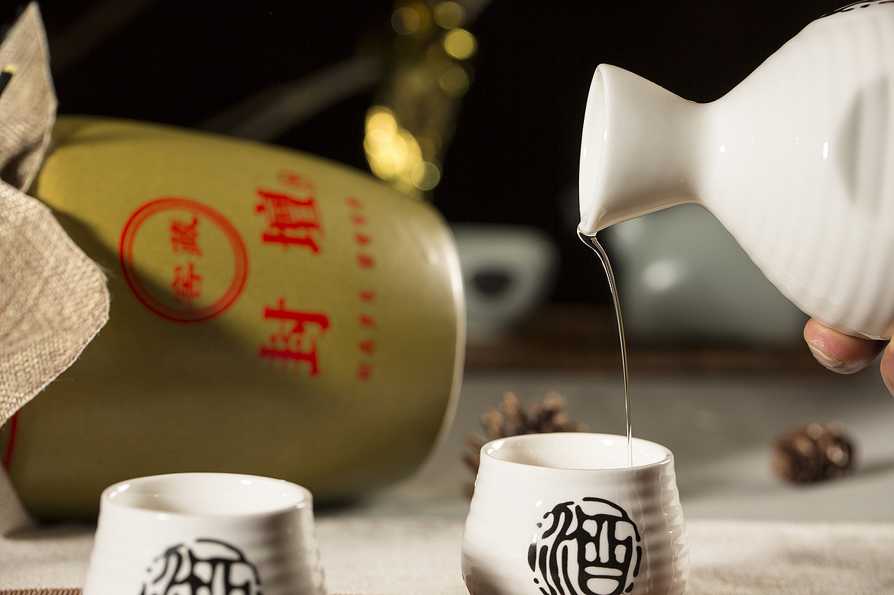 一些白酒（图ZODQyMTY0OTY=） - 产品摄影 - 站酷设计师空谷客原创素材 - 站酷ZCOOL