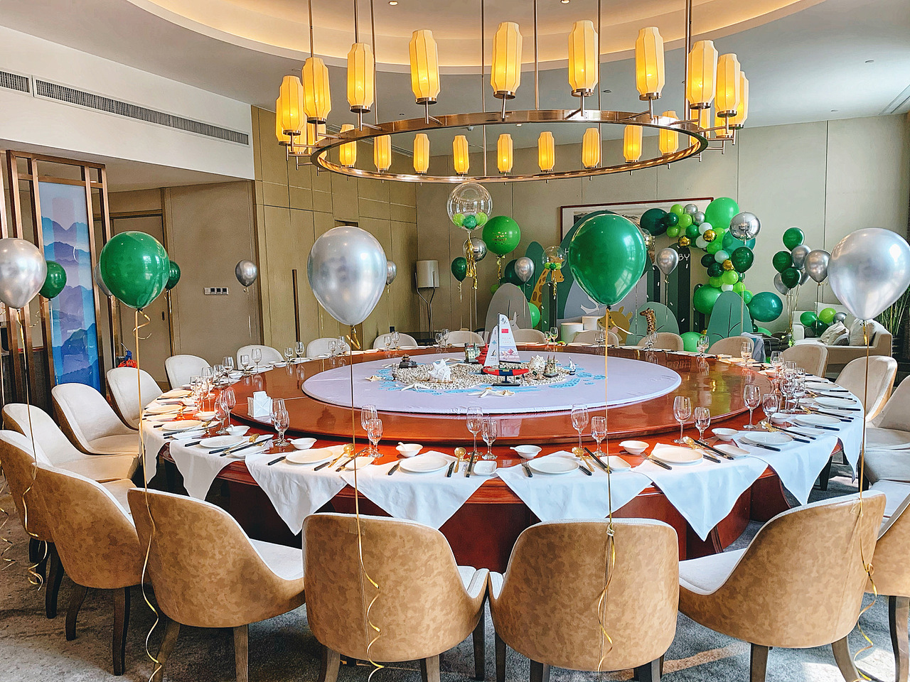 中性风的森系主题派对