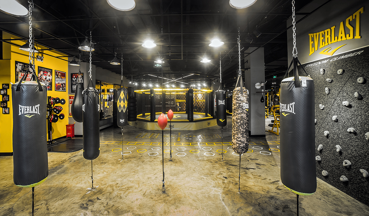 Everlast·大连格斗健身俱乐部实景摄影（图ZOTM2MTE5NjA=） - 家装设计 - 站酷设计师XuXu0208原创素材 - 站酷ZCOOL