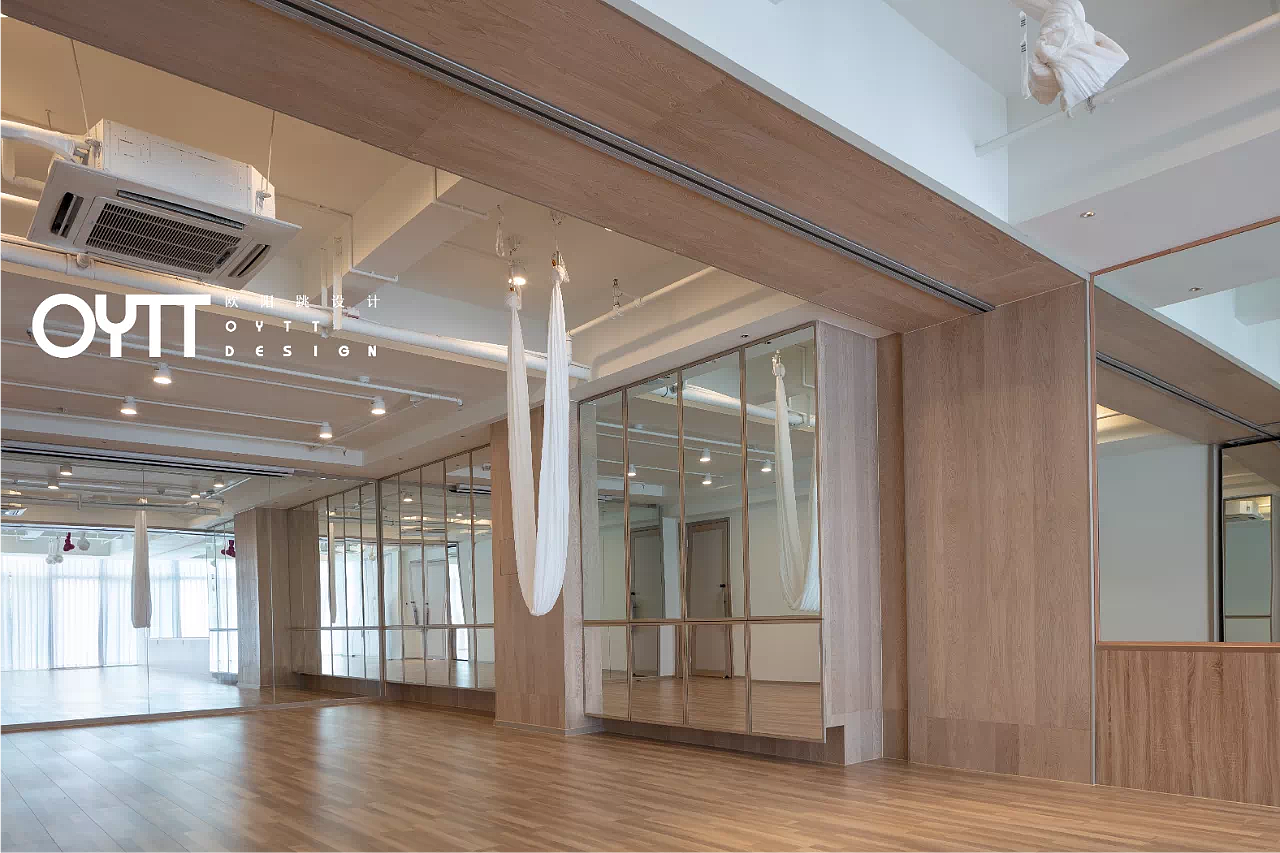 有蓝瑜伽 Yolanda Yoga | 江苏无锡 | 欧阳跳设计