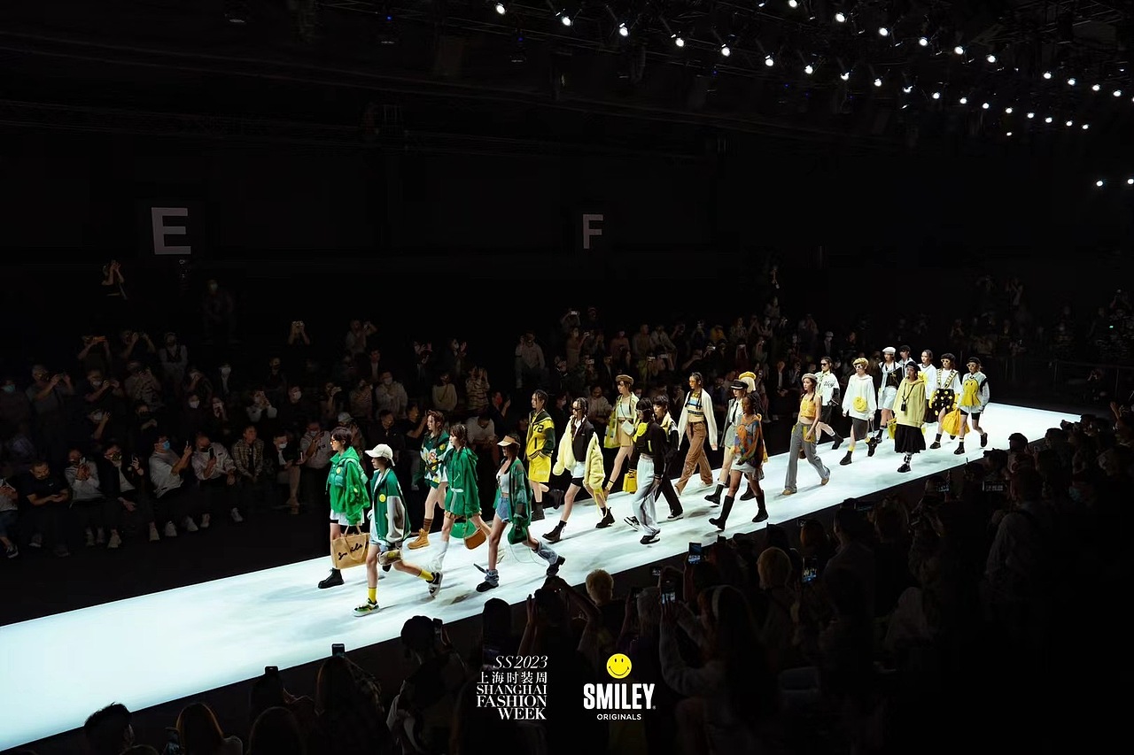 2023上海时装周春夏发布会（图ZMzE3NDc2NDU2） - 时尚/艺术摄影 - 站酷设计师摄影师周一鸣原创素材 - 站酷ZCOOL