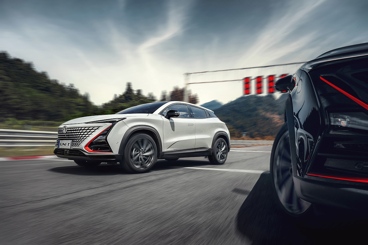 长安汽车 UNI-T