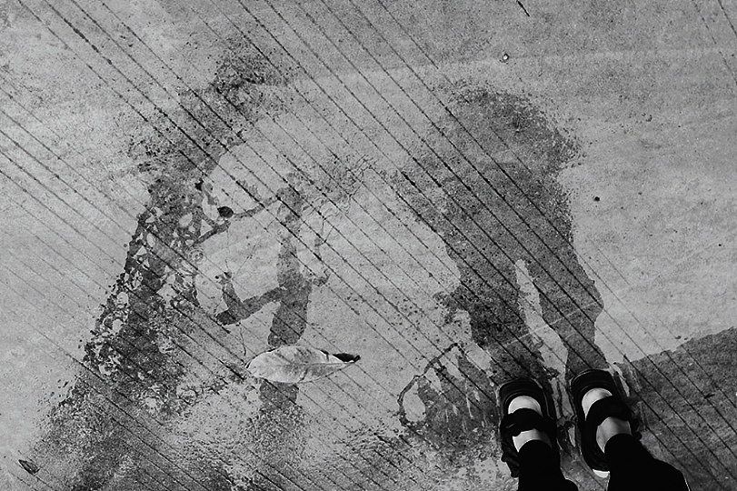 台风后的逆世界