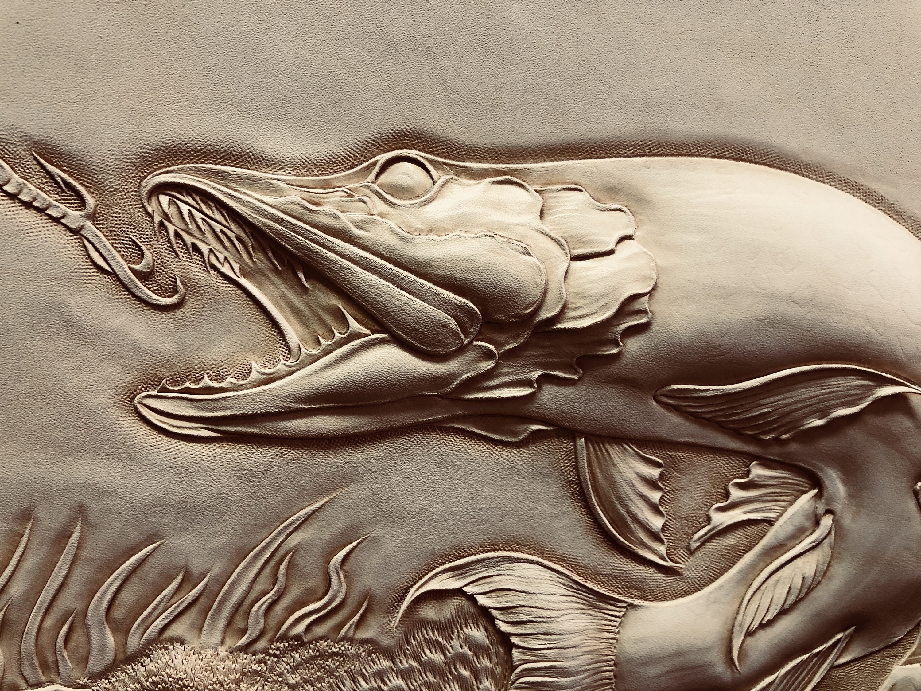 皮雕了一条凶巴巴的鱼