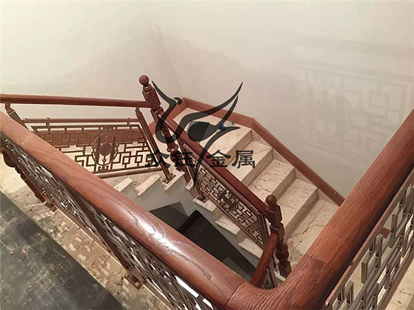 唐山酒店中式仿古铜雕刻楼梯铜扶手护栏厂家