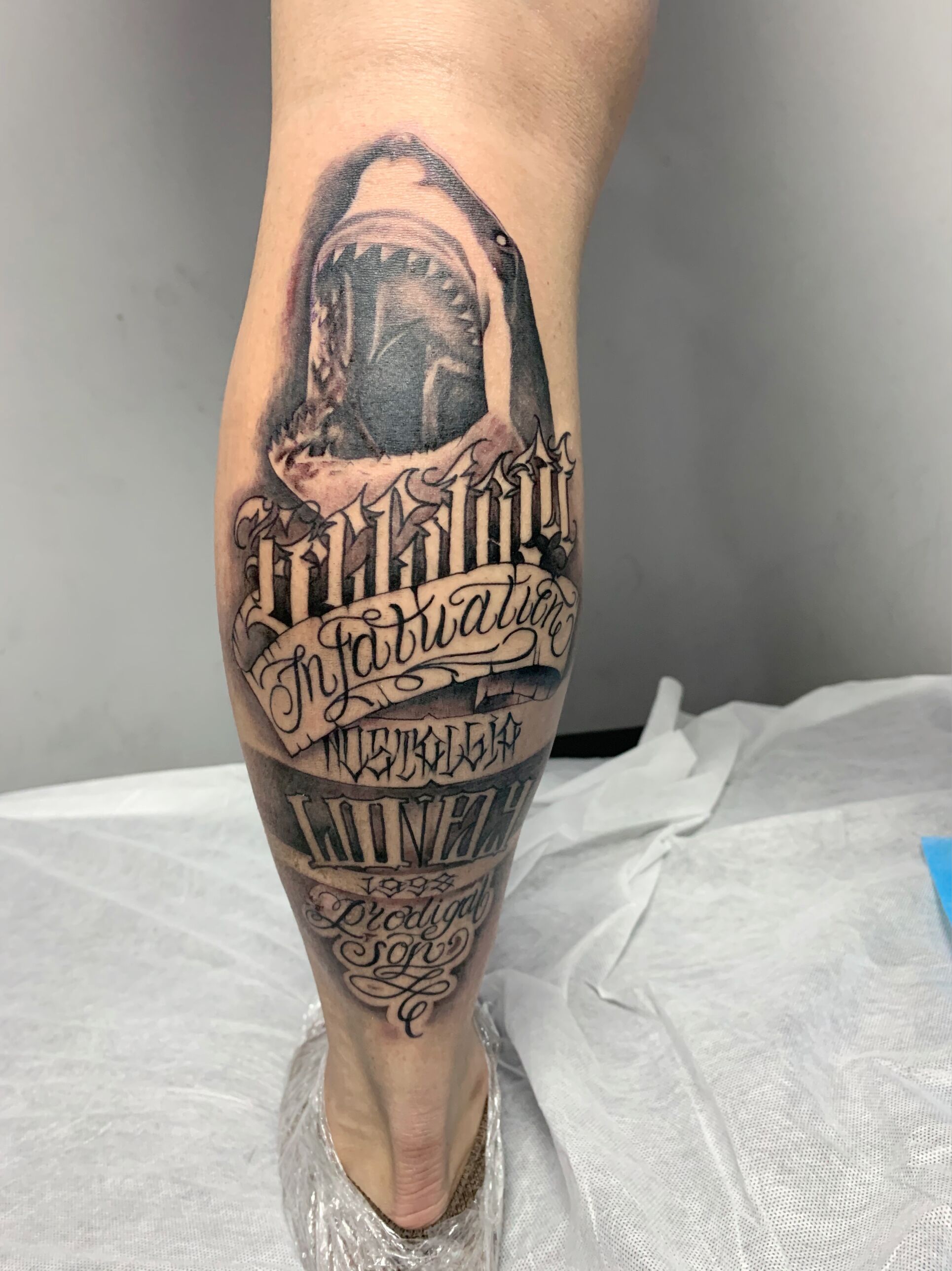 小腿纹身#花体字纹身图案#吴江酷客纹身