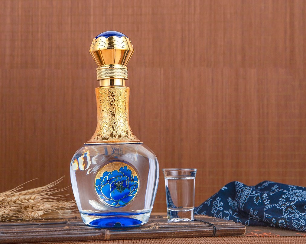 汾酒（图ZMTQyODg5MzI4） - 产品摄影 - 站酷设计师醉悠枫原创素材 - 站酷ZCOOL