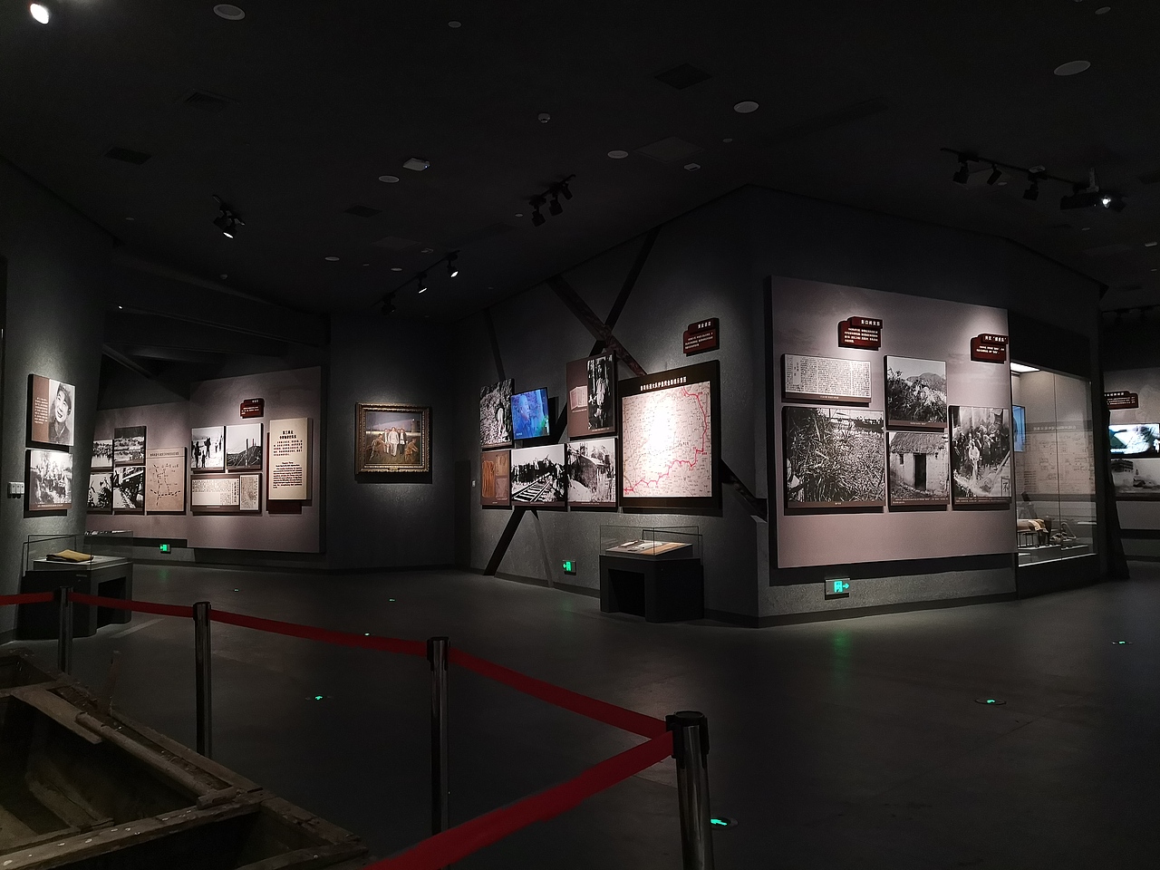 铁道游击队（图ZMjQzMDYzNTg4） - 展陈设计 - 站酷设计师海峰的风原创素材 - 站酷ZCOOL