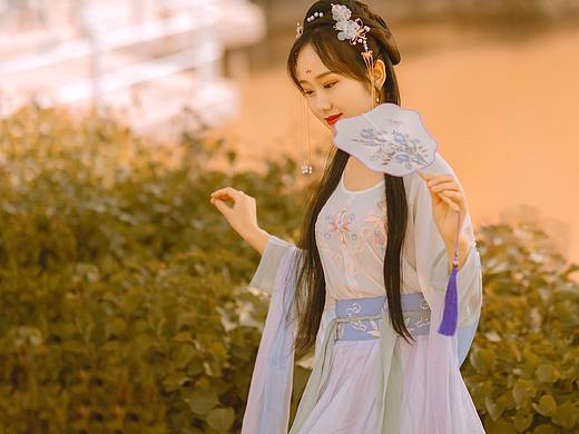 丹尘子
