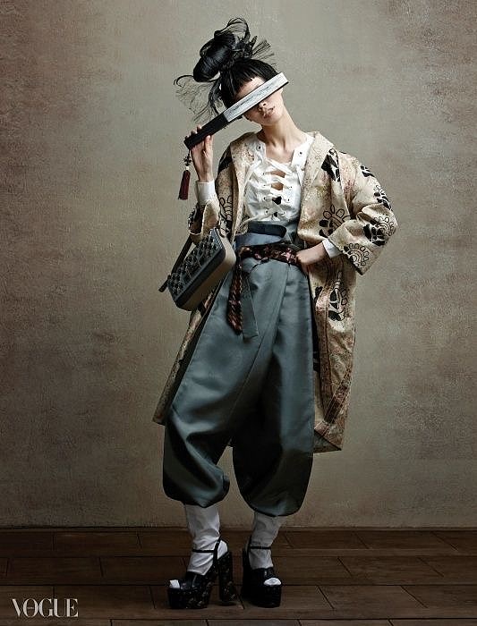 找模特画插画（图ZMjIyNTE3OTg0） - 创作习作 - 站酷设计师小的小视界原创素材 - 站酷ZCOOL