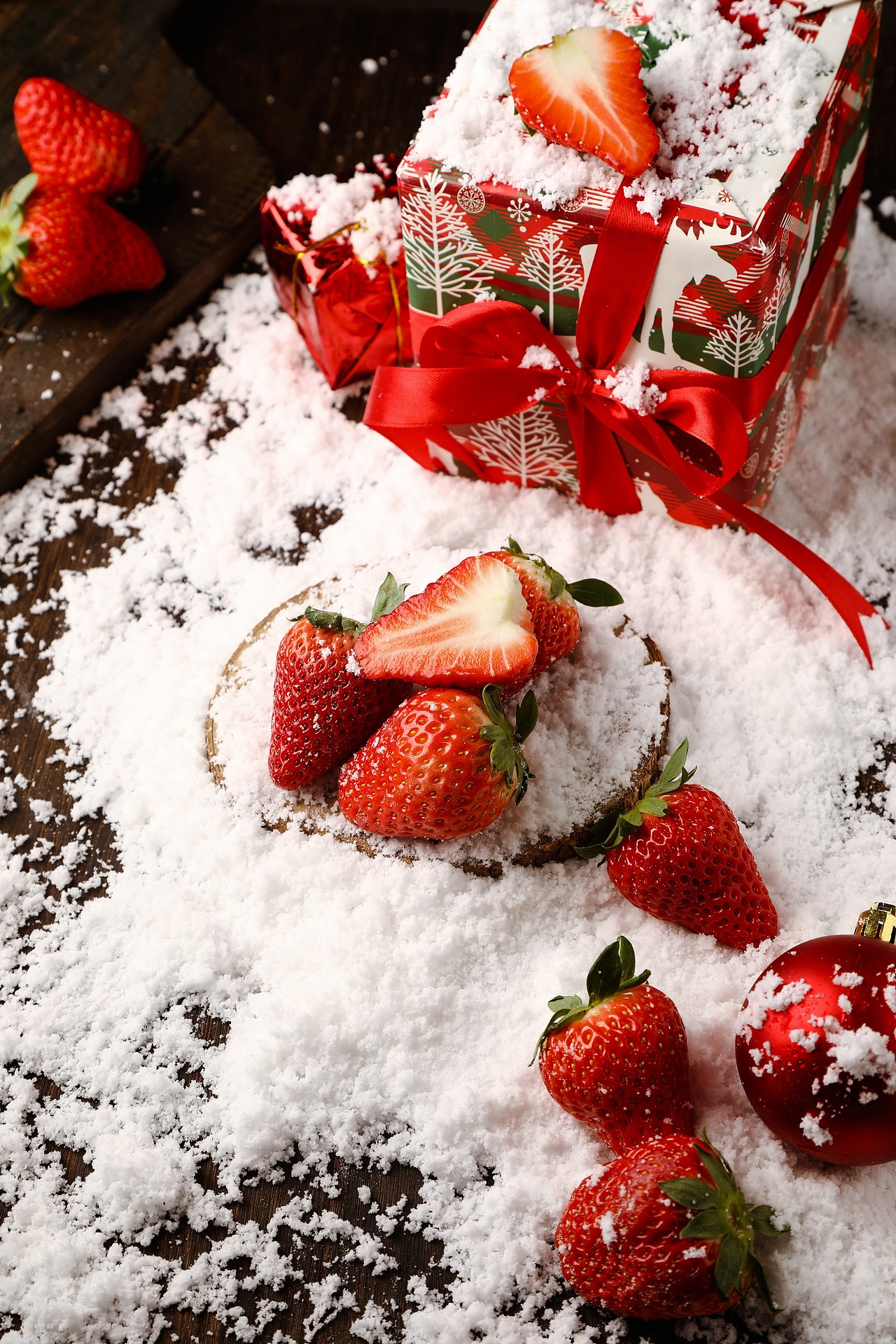 红|草莓（图ZMjQ3Mjg0Nzc2） - 美食摄影 - 站酷设计师辛xxyu原创素材 - 站酷ZCOOL