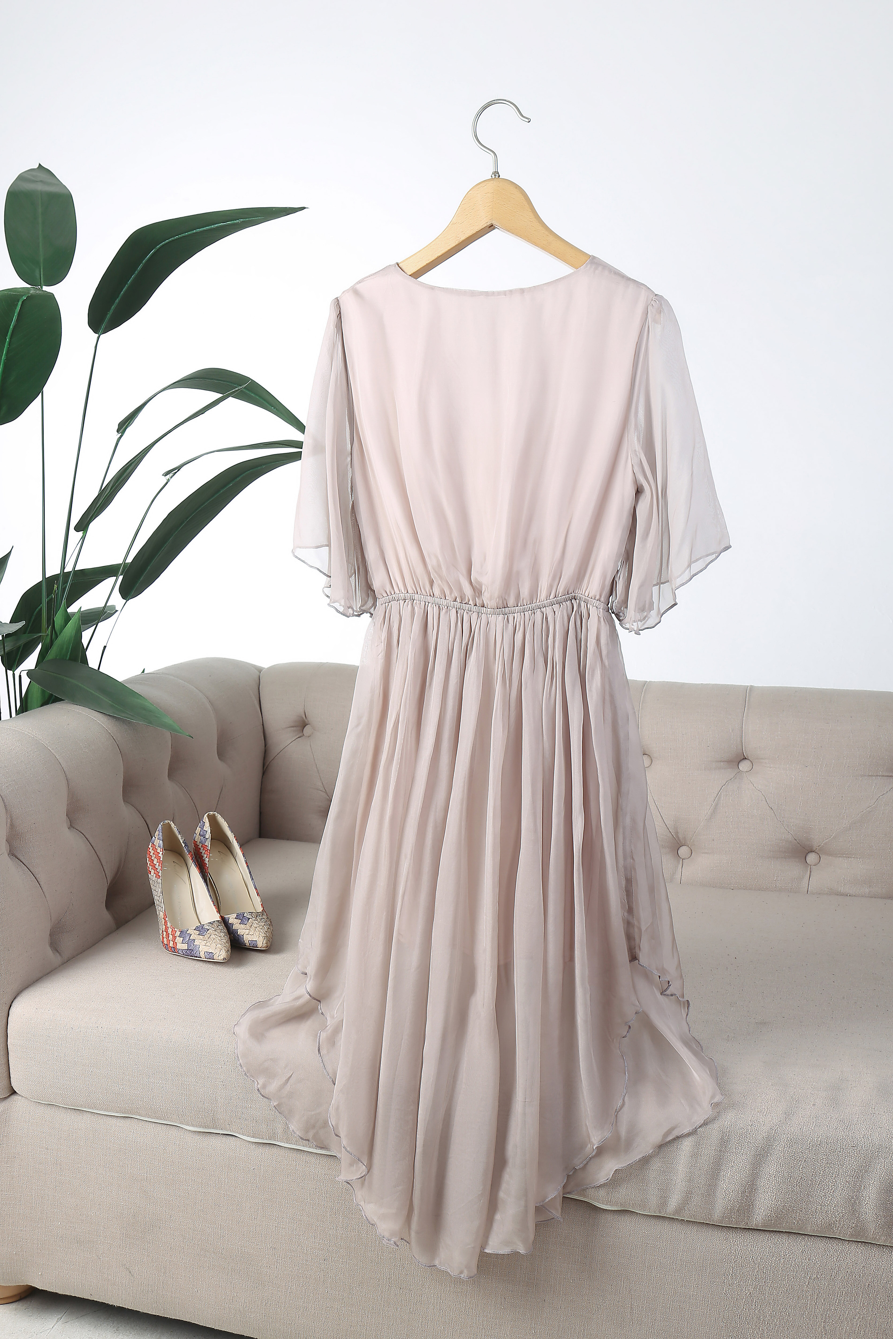 上海影际摄影服装网店拍摄连衣裙挂拍创意