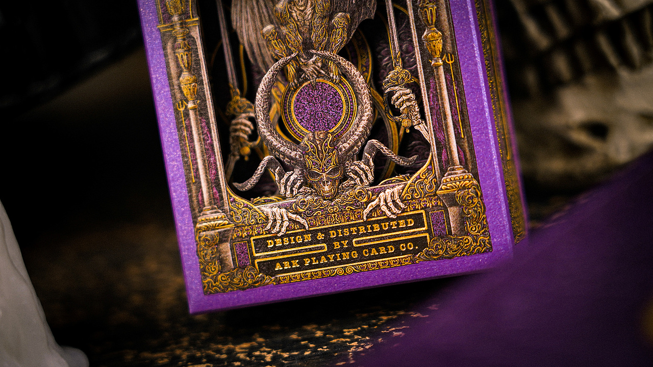 Devildom 恶魔收藏纸牌扑克皮盒木盒套装设计（图ZMzQyMjIzOTcy） - 包装 - 站酷设计师ARK方舟扑克原创素材 - 站酷ZCOOL
