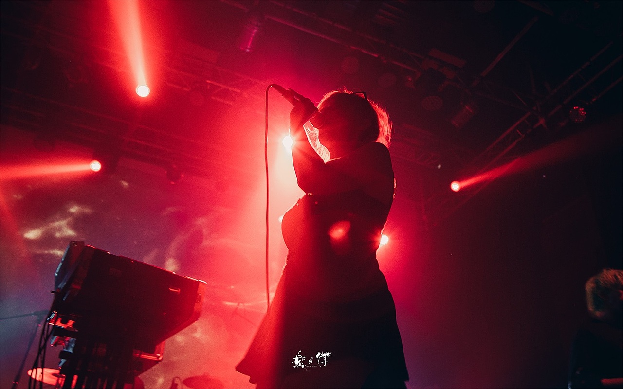 2018年 - 现场音乐LIVE演出 记录回顾（图ZMTQzMTUxMjQ0） - 人像摄影 - 站酷设计师乐与饵原创素材 - 站酷ZCOOL