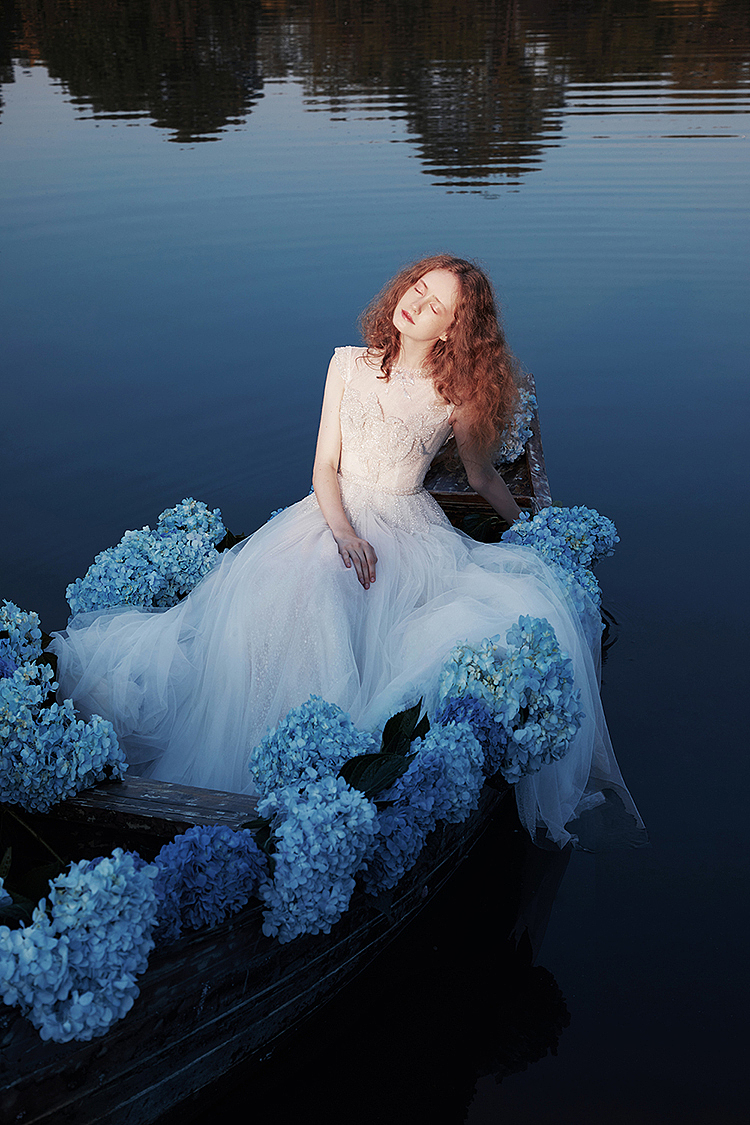 兰奕的纱，水中仙（图ZMjY1MjUwNzA4） - 正装/礼服 - 站酷设计师婚纱设计师兰奕原创素材 - 站酷ZCOOL