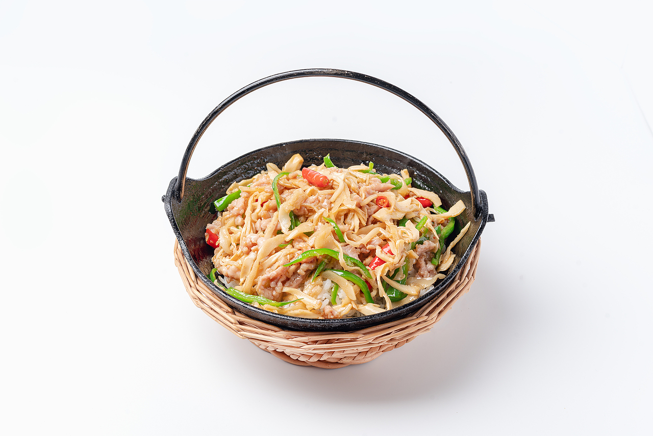 一位恩施姑娘的吊锅饭 - 土家姑娘吊锅