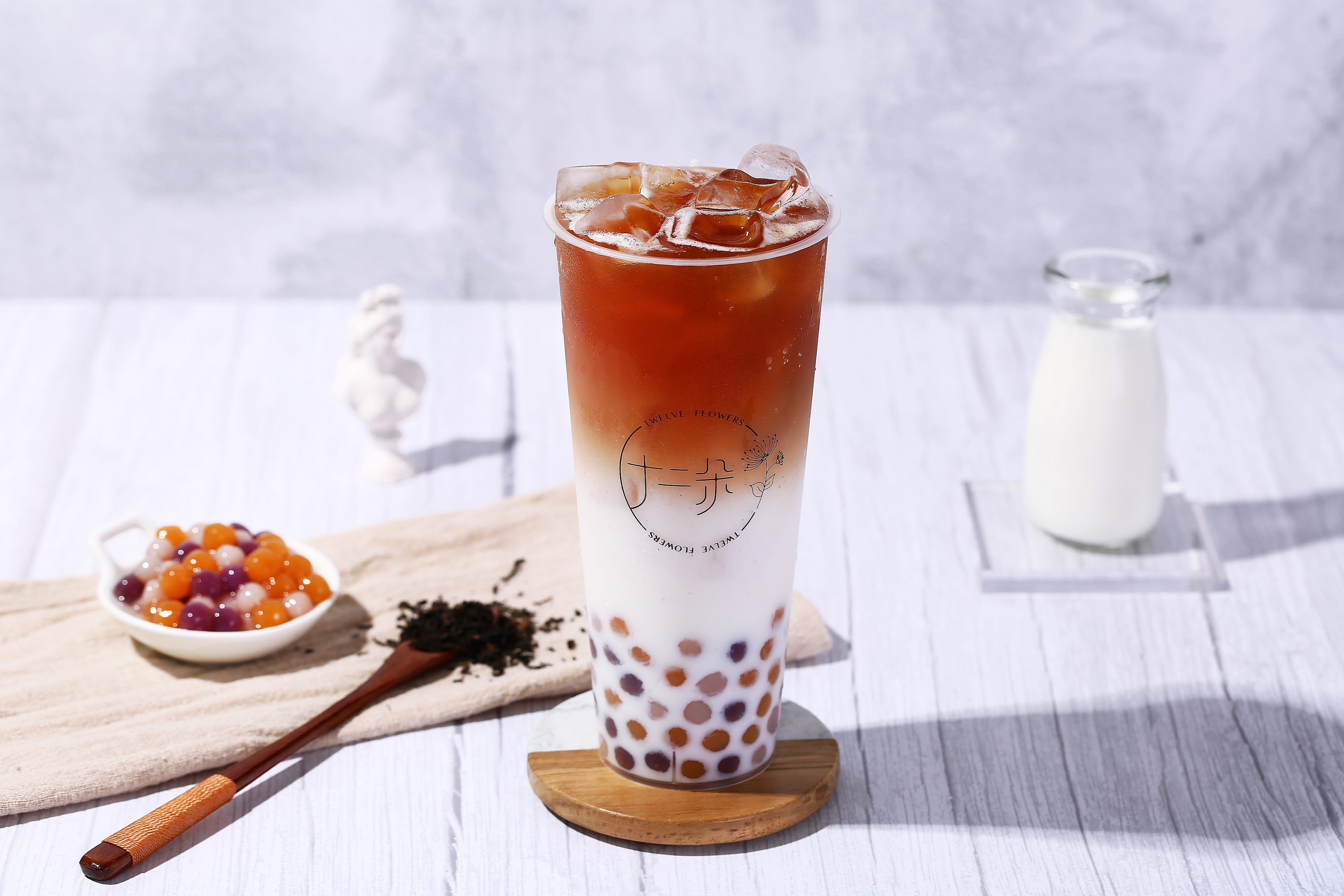 一杯有颜值的茶 ---十二朵 茶饮|摄影|产品摄影|一条汉子2017 - 原创