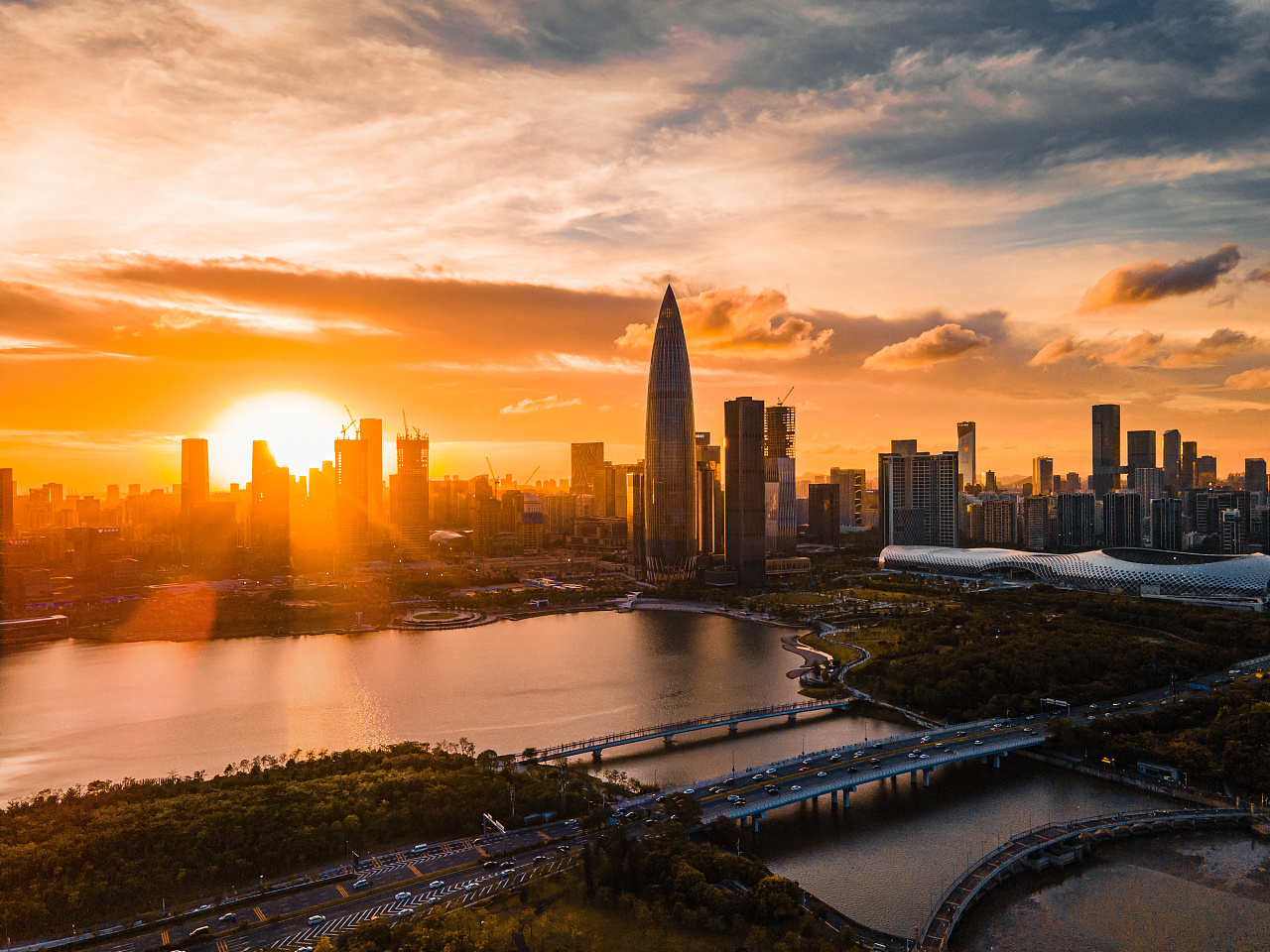 夏日的深圳沉醉在最美的晚霞里