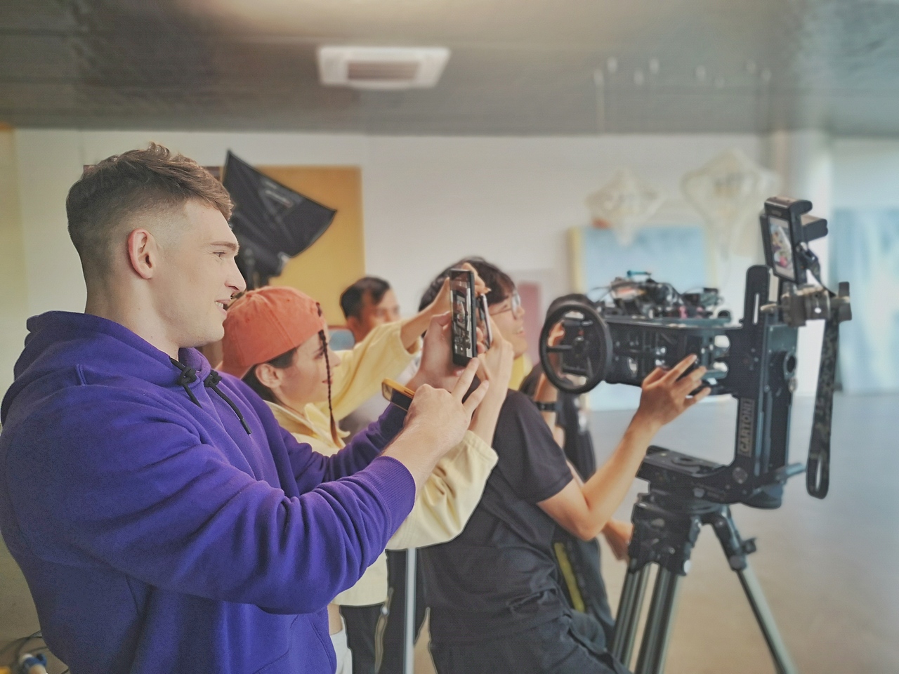 MOFT O手机支架|创意广告|TVC