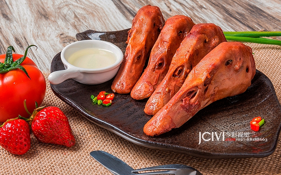 武汉菜品摄影 食品摄影 菜单画册拍摄 图册拍摄 美食拍照 熟食摄影 卤菜摄影 鸭脖拍摄-今彩视觉（图ZNTk1Mjk5ODg=） - 产品摄影 - 站酷设计师短视频拍摄今彩原创素材 - 站酷ZCOOL