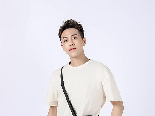 朋盛传媒|时尚休闲男运动背包挂手臂百搭肩包拍摄