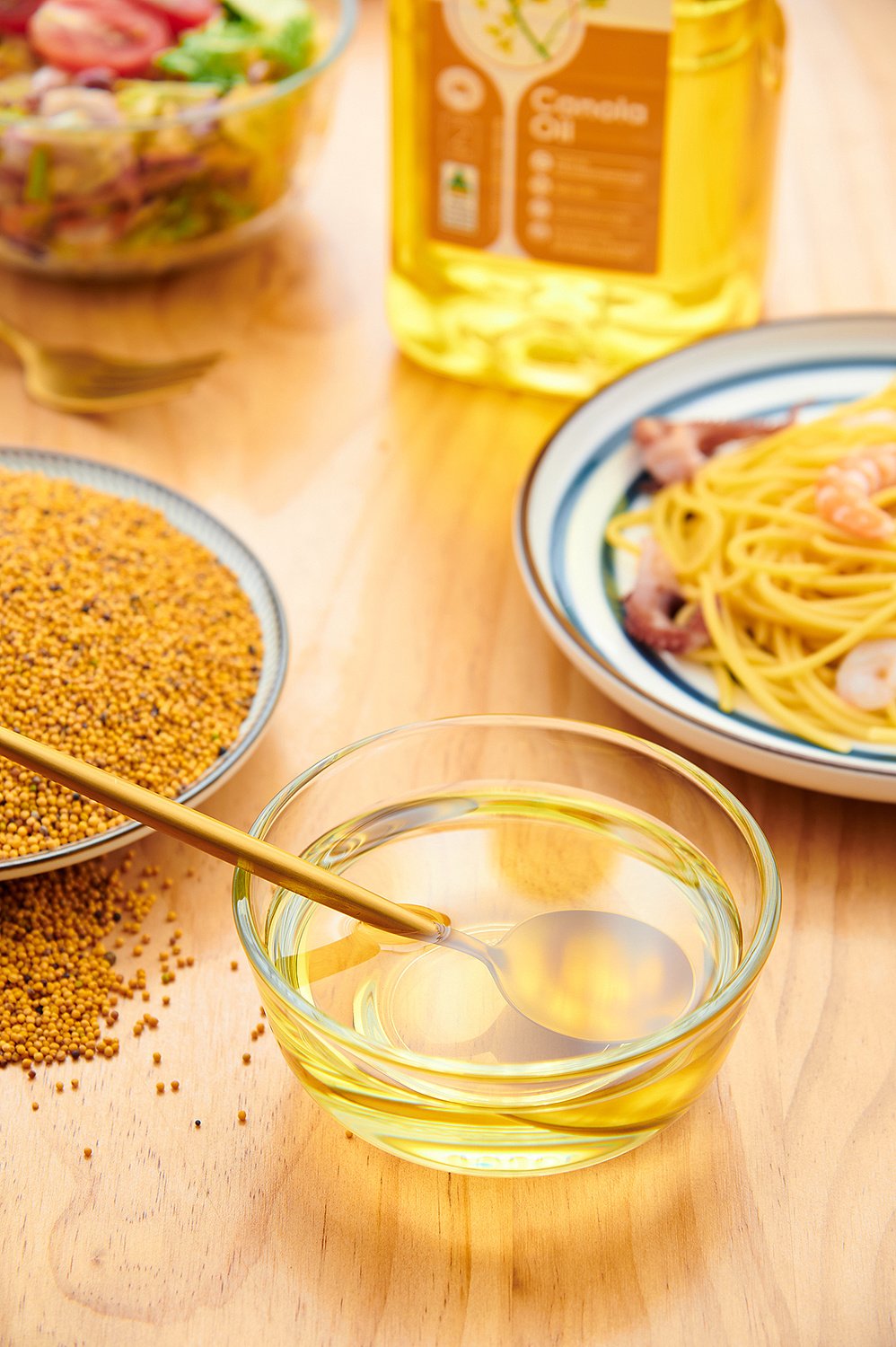 原装进口低芥酸菜籽油食用油拍摄