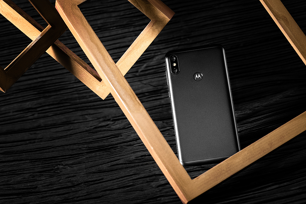 MOTO P30 note（图ZMTI4NDY3ODUy） - 人文/纪实摄影 - 站酷设计师叶少Vera原创素材 - 站酷ZCOOL