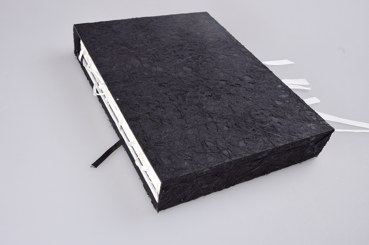 《游》（图ZMTA0NzQ4Mzk2） - 书籍/画册 - 站酷设计师Summer梓轩原创素材 - 站酷ZCOOL