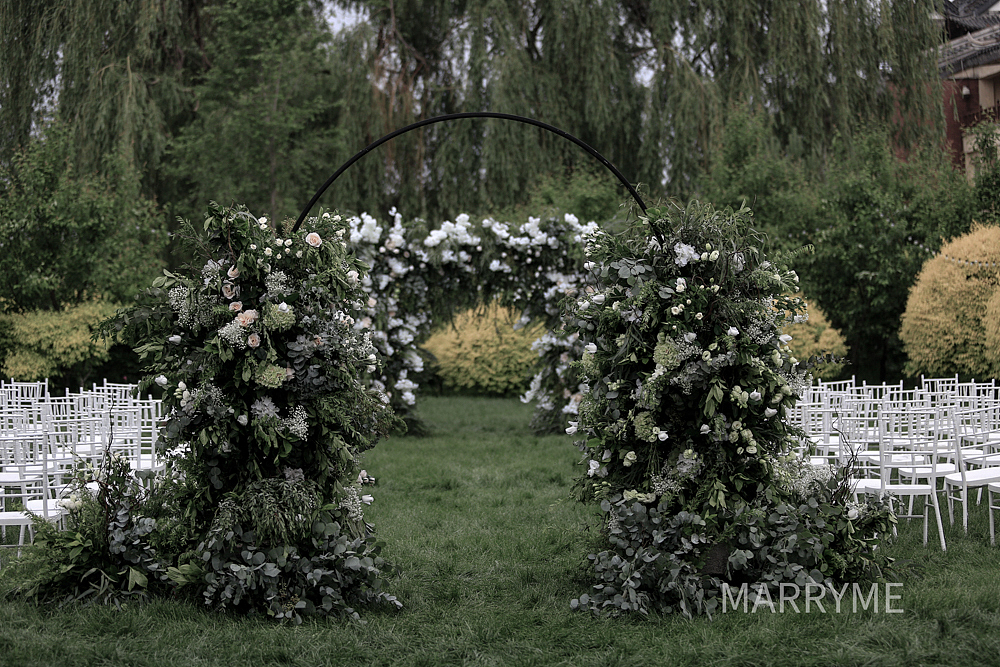 白绿色系草坪婚礼（图ZMjY0MDI3NjAw） - 婚礼摄影 - 站酷设计师长春麦瑞蜜婚礼原创素材 - 站酷ZCOOL