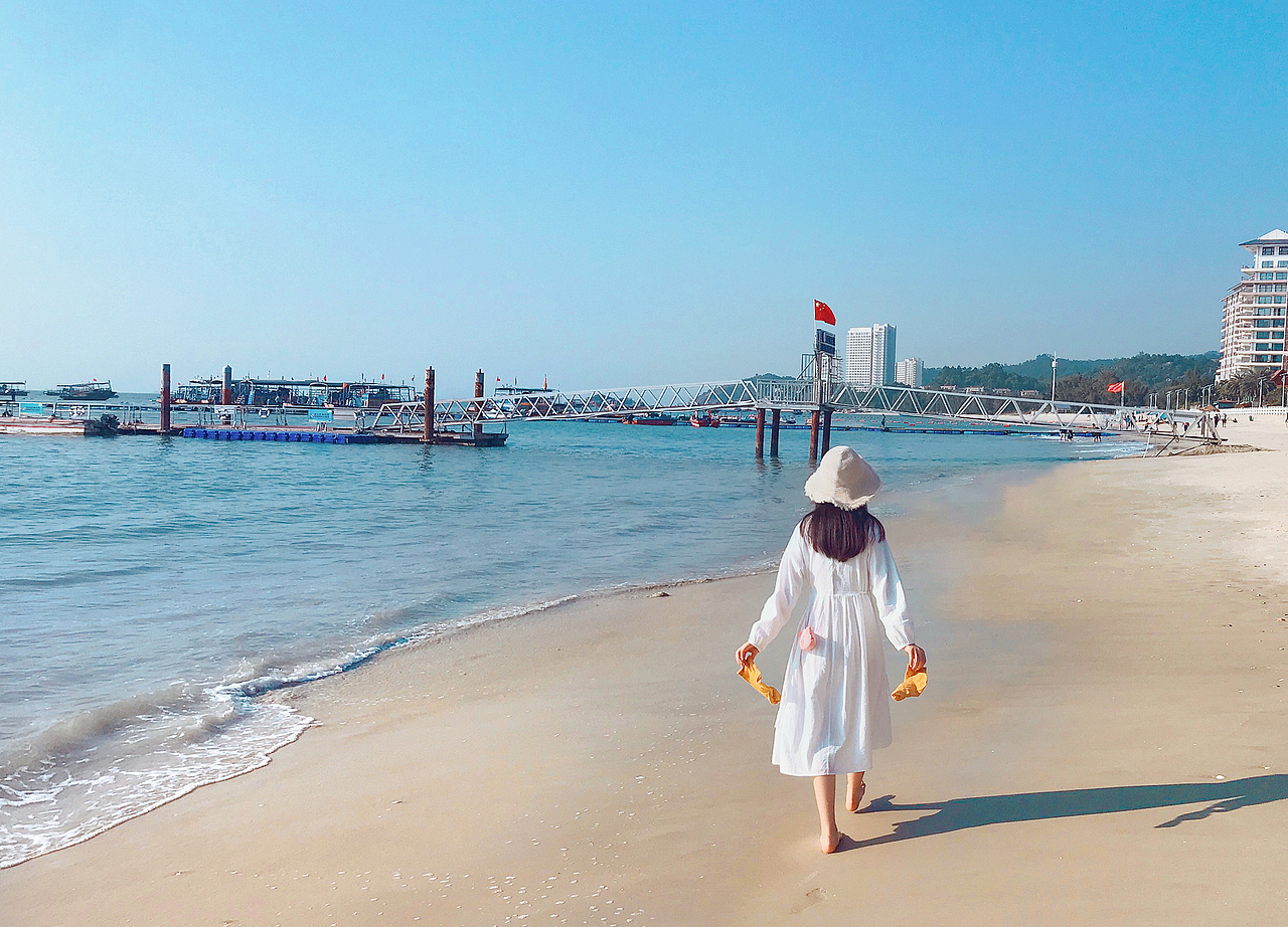 保護(hù)色（圖ZMTg2MjU4NTY4） - 人文/紀(jì)實(shí)攝影 - 站酷設(shè)計(jì)師半月未滿原創(chuàng)素材 - 站酷ZCOOL