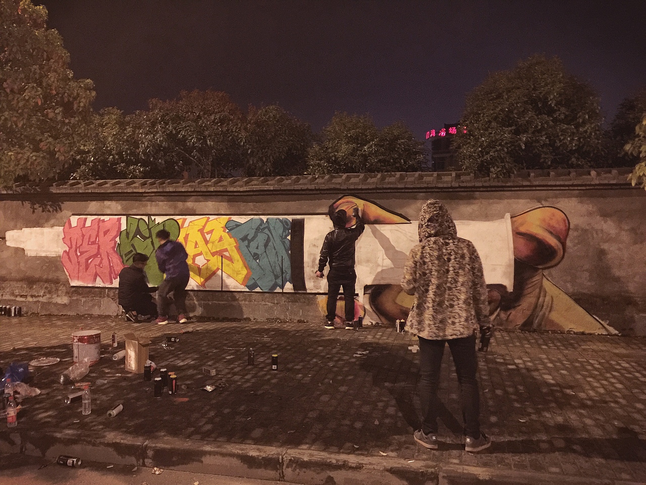 BLOODBRO 浙江行涂鸦作品（图ZNDYxMDU5NjA=） - 新锐潮流插画 - 站酷设计师wayer原创素材 - 站酷ZCOOL