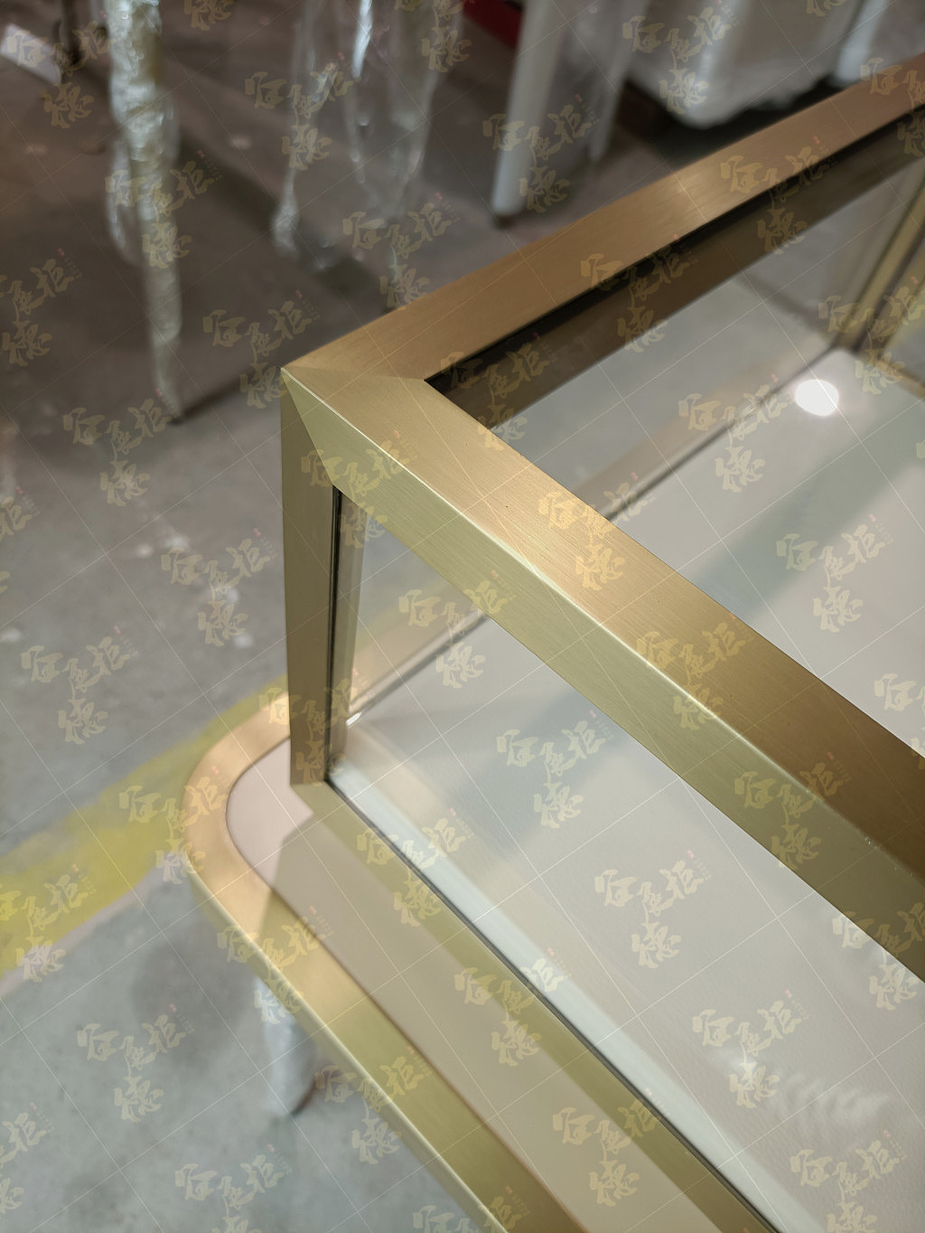 精品銷售柜-適用珠寶鐘表輕奢品（圖ZMjU4NTQ0OTM2） - 展陳設(shè)計 - 站酷設(shè)計師谷德珠寶展柜原創(chuàng)素材 - 站酷ZCOOL