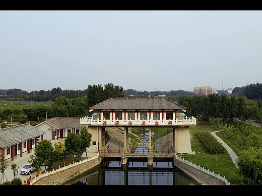 夏日下午仿古建筑水闸航拍练习