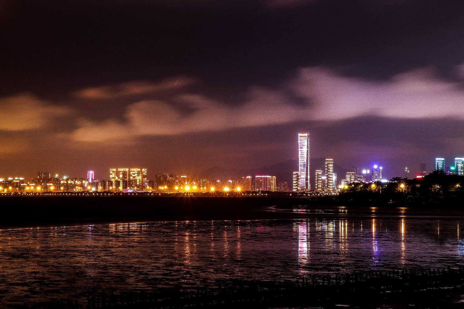 深圳红树湾夜景图片