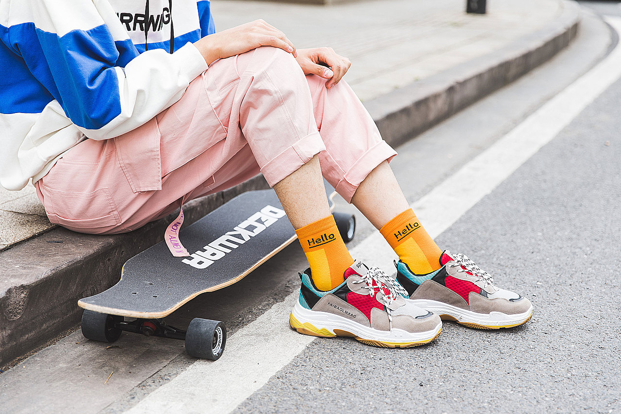 2019春夏男袜袜子潮袜中筒袜街拍国潮炫酷滑板