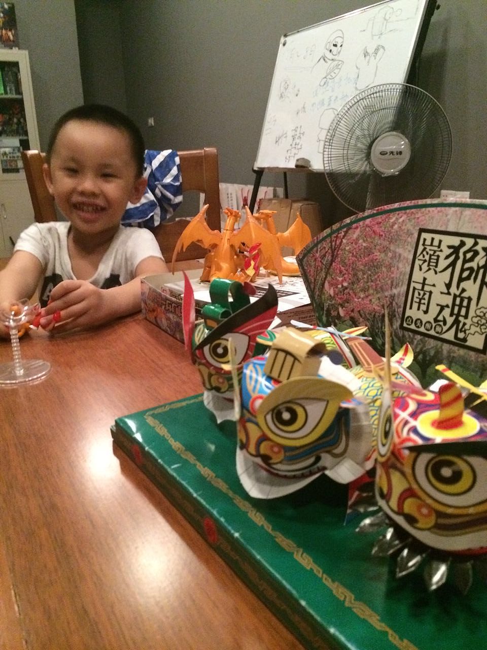 岭南狮魂～点头醒狮纸模型（图ZMTk2MTUxMTQ4） - 其他手工艺 - 站酷设计师文西佛山原创素材 - 站酷ZCOOL