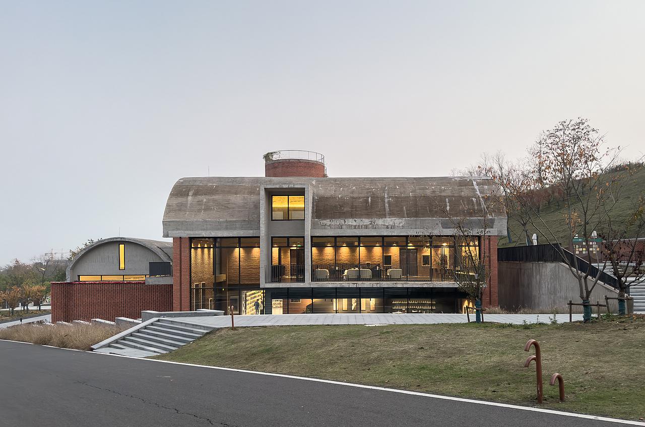 南京先锋汤山矿坑书店（图ZMzI0MTk3NDA4） - 环境/建筑摄影 - 站酷设计师梁文军原创素材 - 站酷ZCOOL