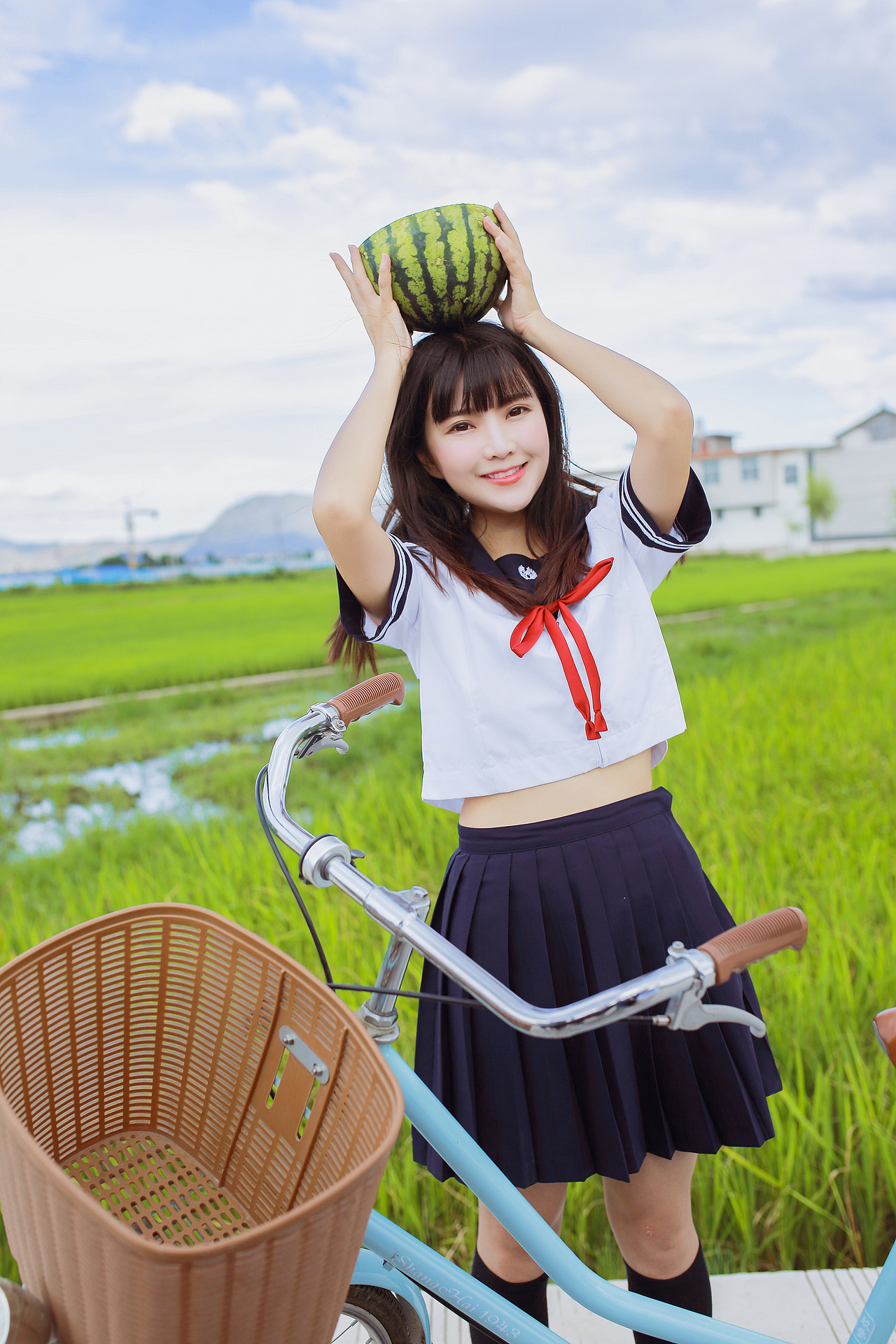 「夏末至,秋風起」