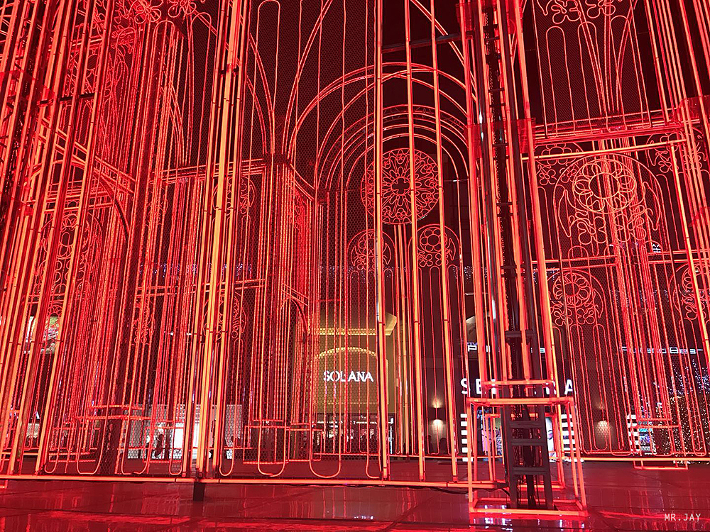 霓虹灯创意建筑