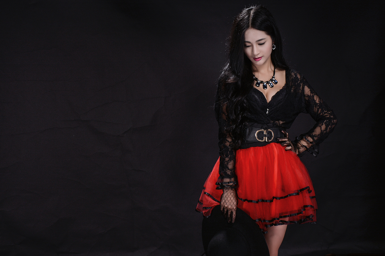 摄影棚人像（图ZNTY2MjA1NjA=） - 人像摄影 - 站酷设计师OPPA_Z原创素材 - 站酷ZCOOL