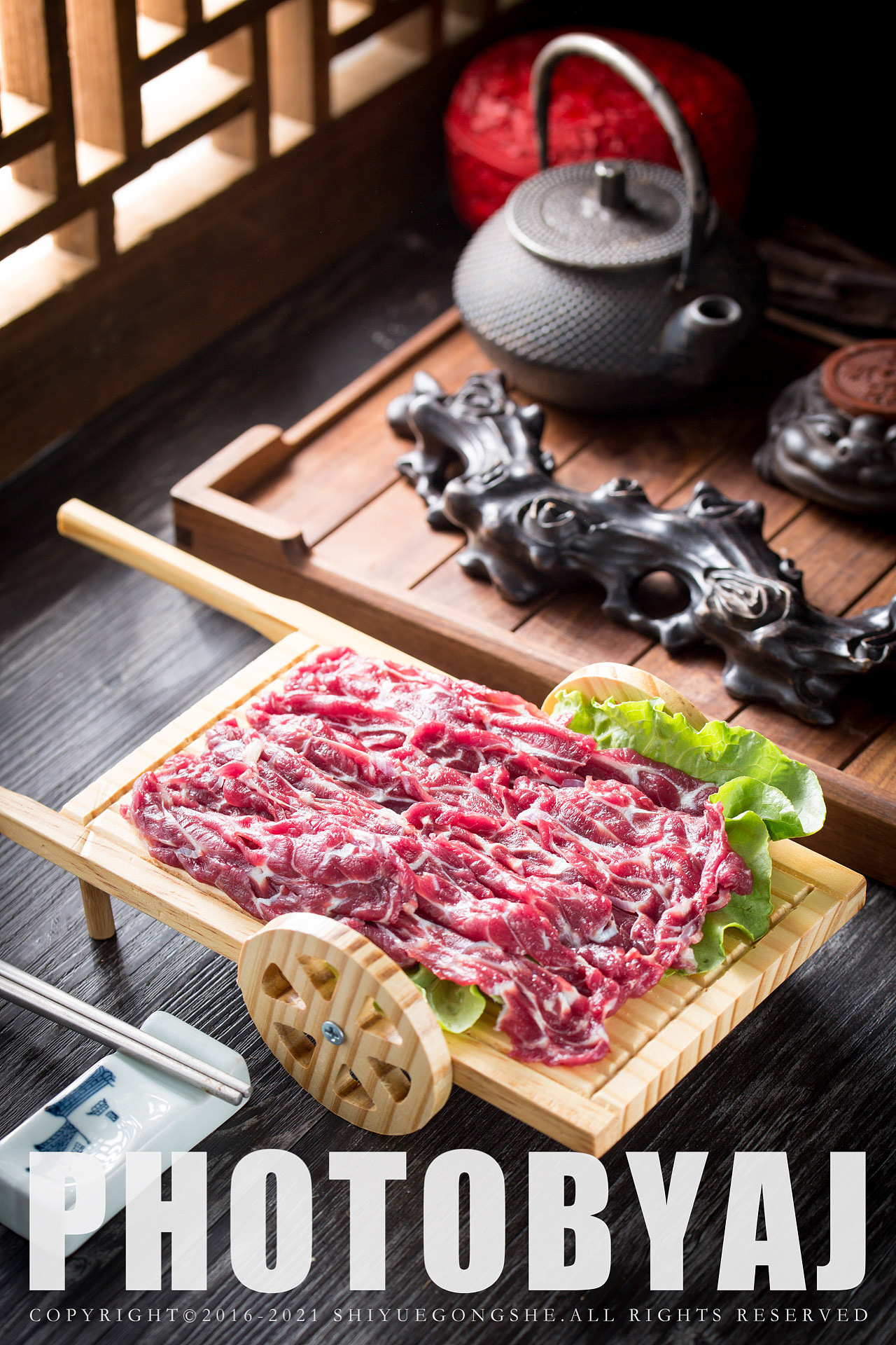 美食摄影｜牛肉火锅（图ZMjQ0ODkxMjMy） - 产品摄影 - 站酷设计师拾月公社美食摄影原创素材 - 站酷ZCOOL