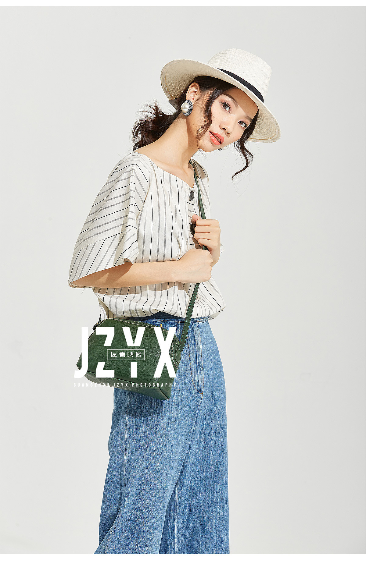 包包拍摄 女士包包产品棚拍 广州匠者映像 商业摄影（图ZMTIwMzcyMTIw） - 产品摄影 - 站酷设计师匠者映像广告原创素材 - 站酷ZCOOL