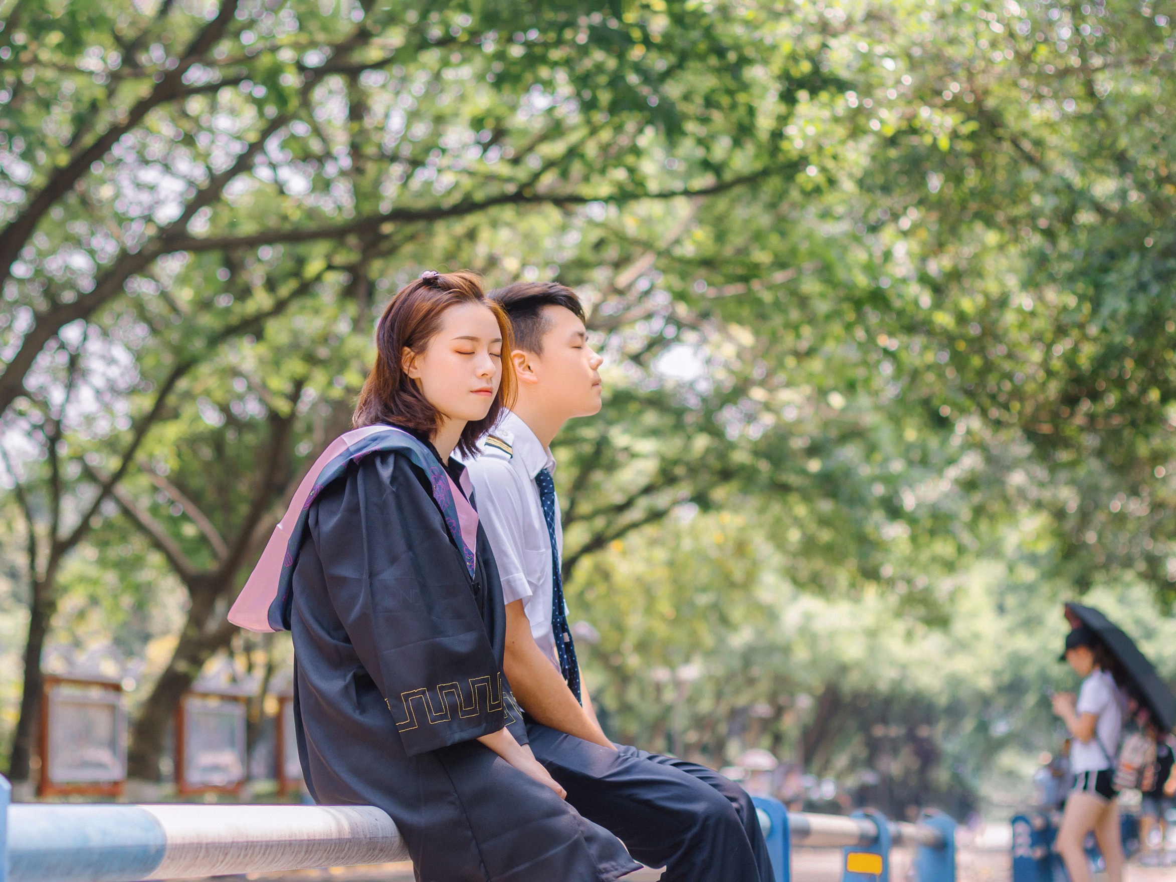 你腼腆的笑容是这故事的开始_银儿漂漂-站酷ZCOOL